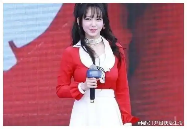 程潇惊艳亮相这奶潇身材太猛了网友直呼人间尤物