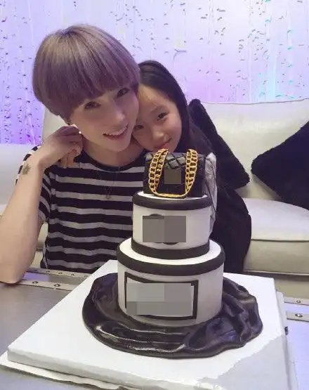 高晓松老婆是谁高晓松有几个老婆哪个最漂亮