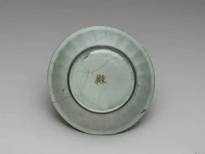 台北故宫的宋代官窑瓷