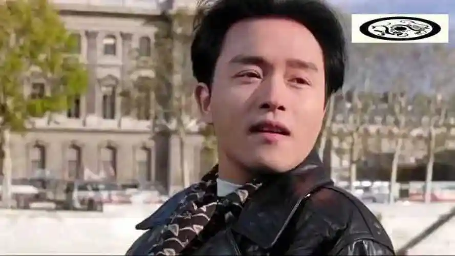 别以为你们抽烟很绅士,真正抽烟看起来绅士的只有张国荣