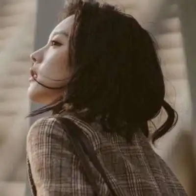 侧脸女生头像意境唯美 清新自然有文艺感的一组 - qq女生头像 - 520