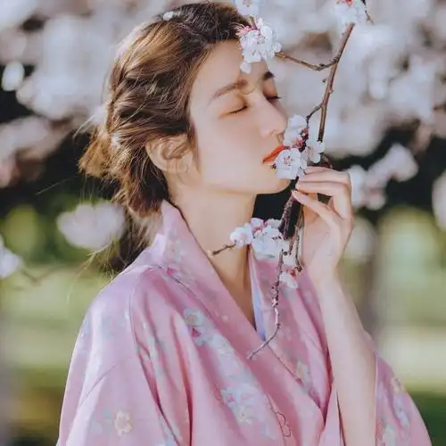 唯美樱花漂亮女生头像