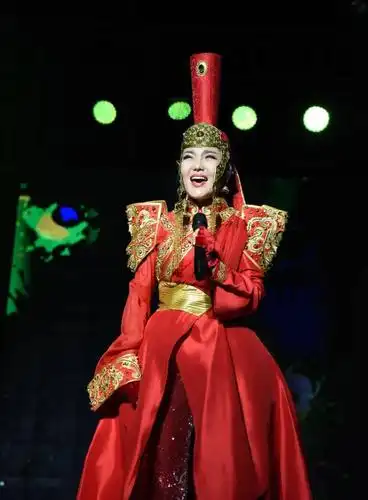 乌兰图雅专场演出,嗨爆草原!