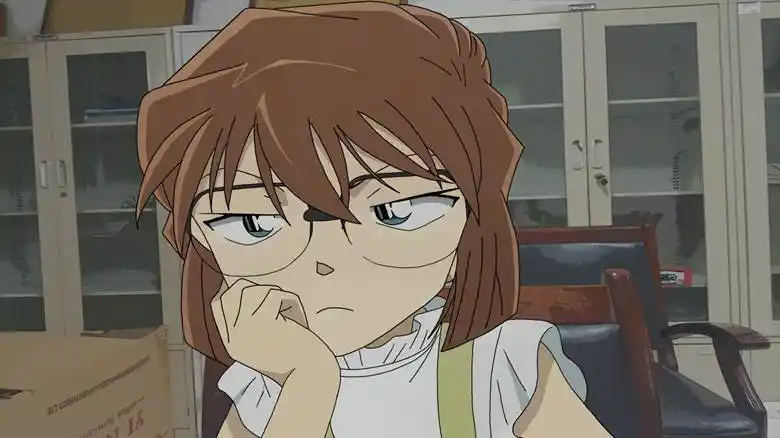 灰原哀 办公室|流过来的给我星的名侦探柯南插画图片