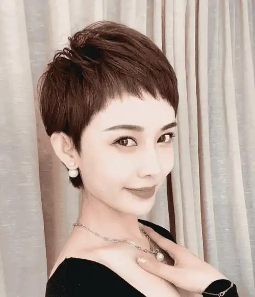 头发少的女生适合什么发型适合头发少的发型