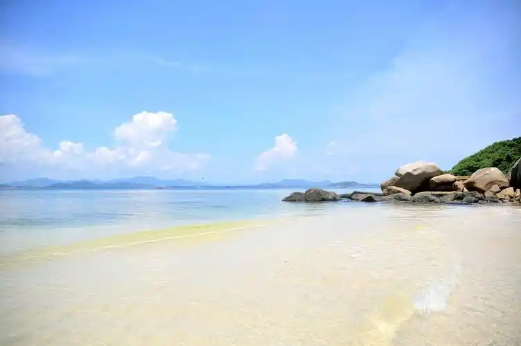 遇见最美春日三亚蜈支洲岛尽享阳光沙滩品海鲜大餐