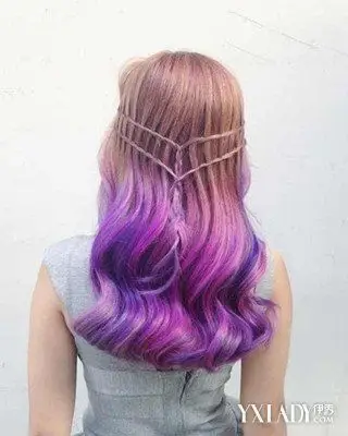 深紫色头发挑染图片四款挑染发型让你跃跃欲试