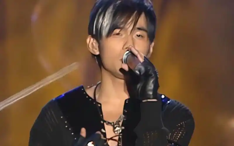 【无与伦比】 周杰伦《倒带》"句句结尾都是ai,却句句都充满遗憾.