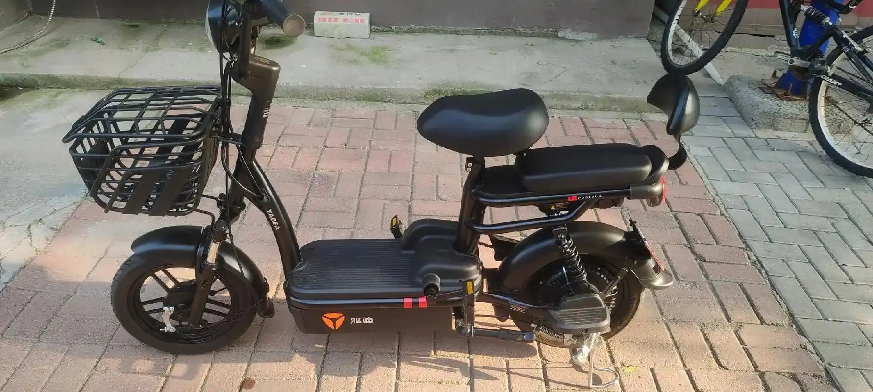 精品雅迪电动车.新到雅迪乐萌,1899购入,21年买的一直车 - 抖音