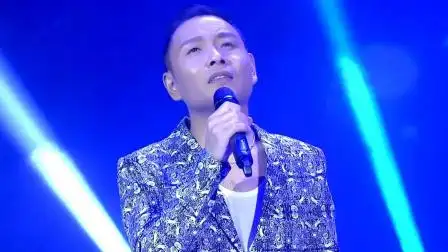 祁隆演唱《等你等了那么久》,开口惊艳全场,忍不住循环播放!