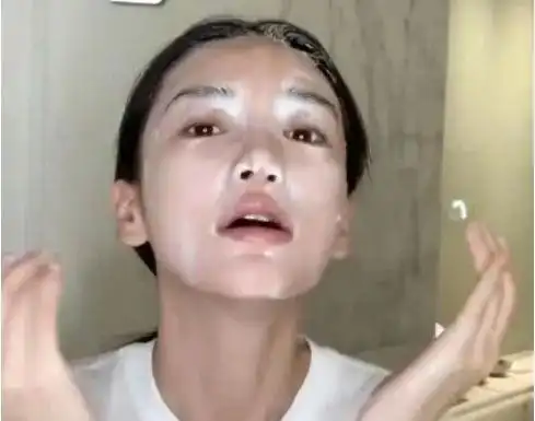 有种整容叫杨颖卸妆当她露出真正素颜后确定30岁