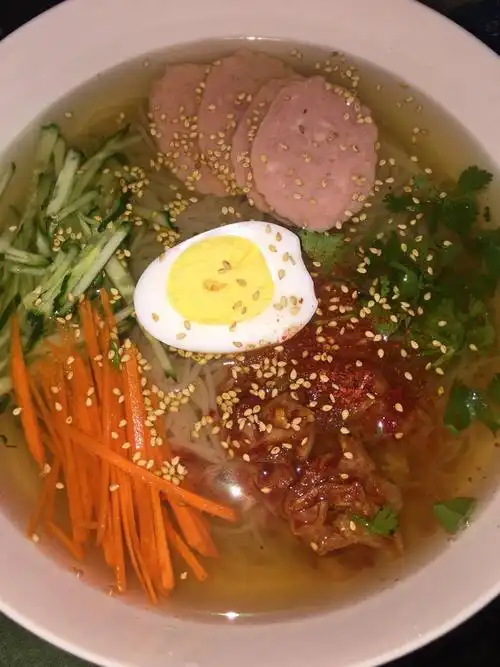 家人都喜欢吃,又没时间做太复杂的,所有就有了这份简单版家常冷面做法