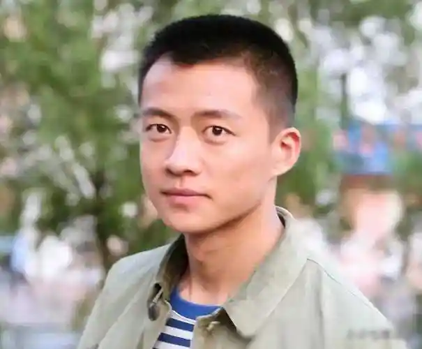 总的来说,唐曾是一位备受瞩目的演员,他的演技炸裂,表演风格独特,无论