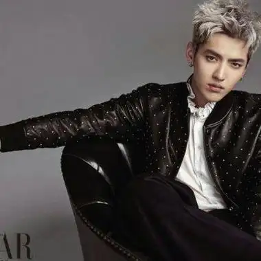 吴亦凡高清头像吴亦凡酷帅微博头像