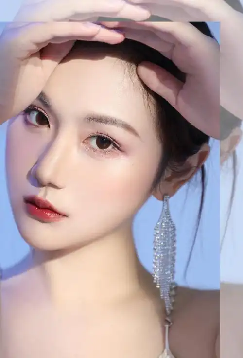 妆容粉紫色系的眼妆真的好容易化出优雅的感觉啊#眼影攻略##美妆时尚