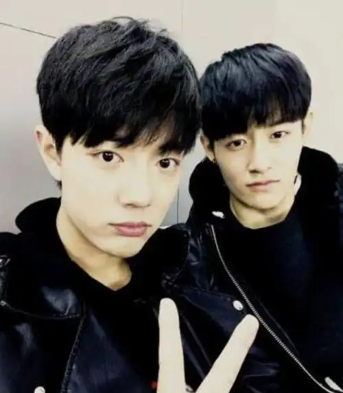 成伍嘉成禁忌话题又疑遭彭楚粤拍视频内涵肖战到底做错什么