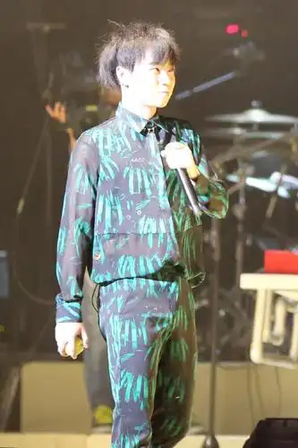 2014华晨宇2014华晨宇火星演唱会 - 北京站_高清图片大全-爱豆app