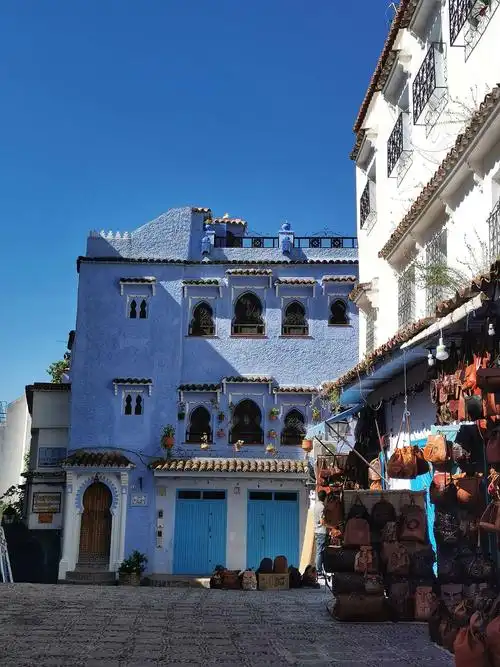 吸引世界各地人眼球的梦幻蓝白小镇——舍夫沙万