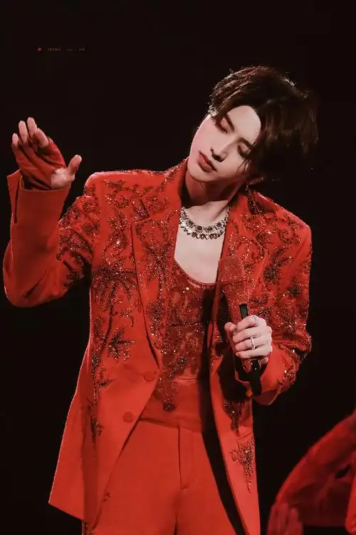 蔡徐坤2021个人巡回演唱会##原创音乐制作人蔡徐坤