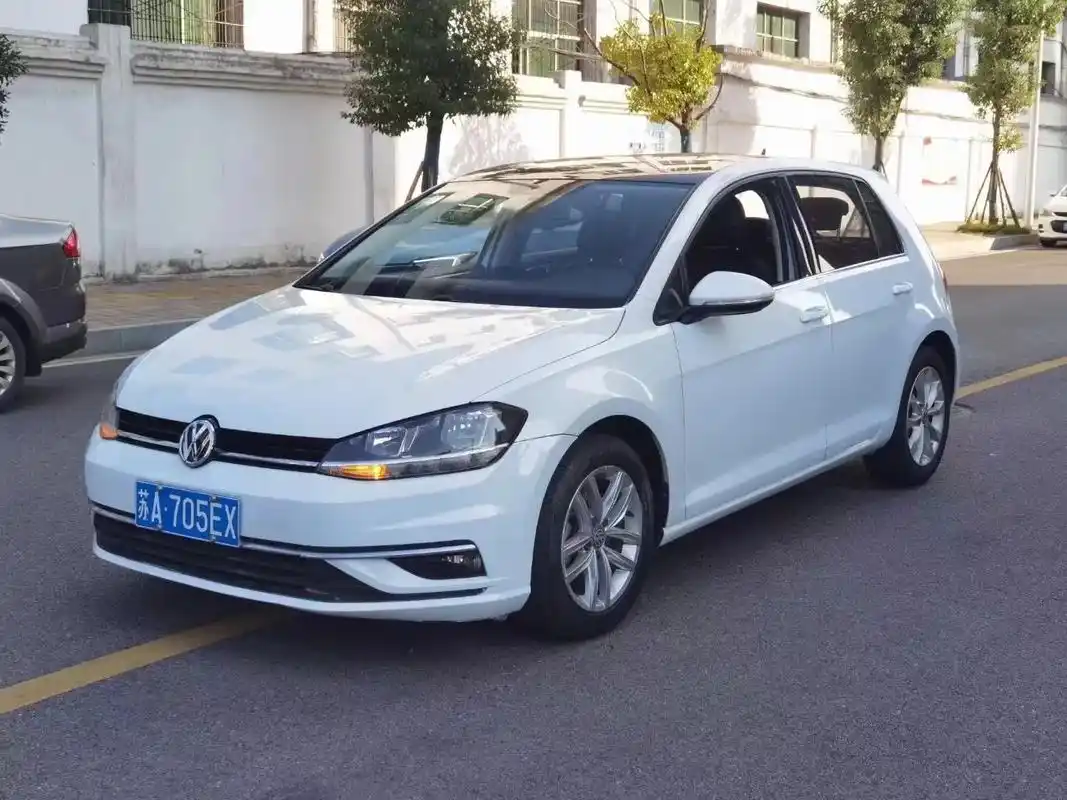 大众2019款高尔夫200tsi dsg.2019年7月上户,1.