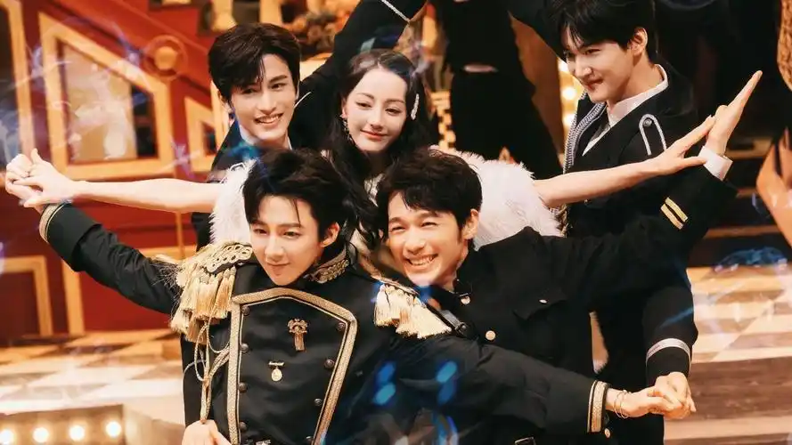 宁少帅@摩登兄弟刘宇宁,赫少帅@张凌赫z,柯少帅@周柯宇(按姓名首字母