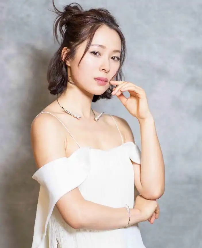 江一燕最美的7张照片,看完真的彻底喜欢上了她!