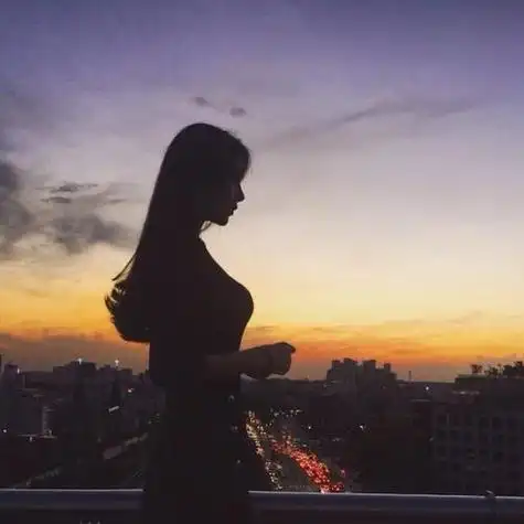 唯美意境女生头像图片 女生背影图片头像