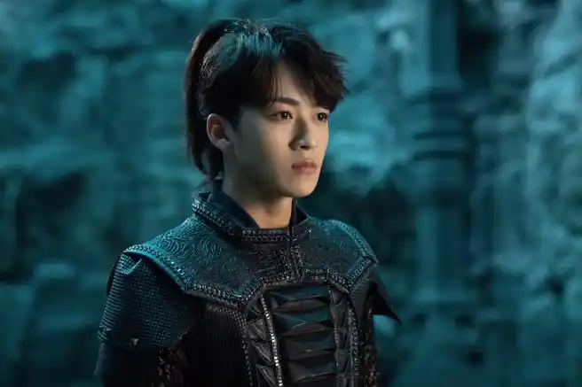 何洛洛斗破苍穹之少年归来