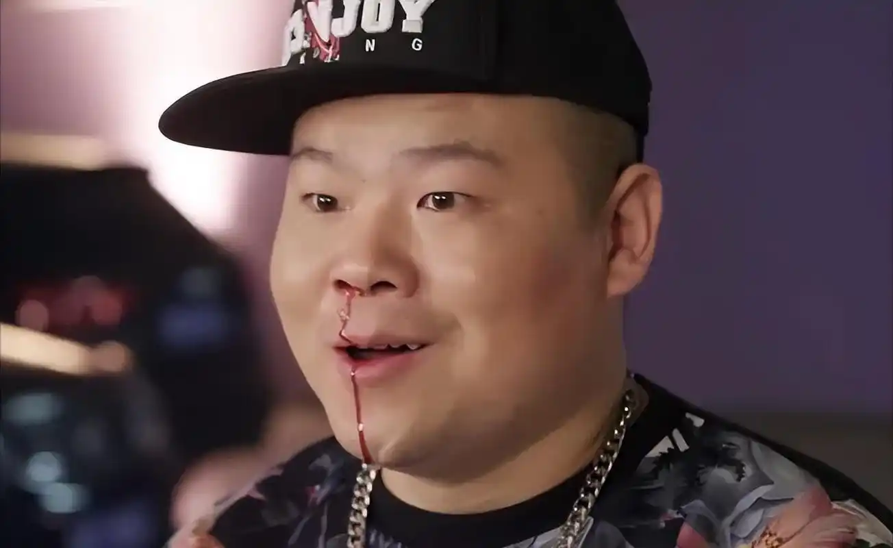 五次"失误"春晚,非时代遗弃岳云鹏,而是他始终未领悟郭德纲