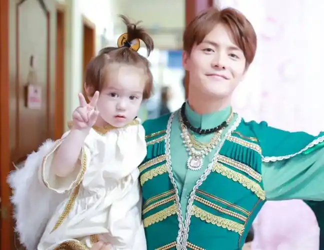 马天宇妈妈为什么轻生原因是什么马天宇的妈妈怎么回事身世经历