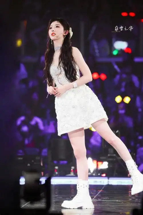 孔雪儿毕业快乐