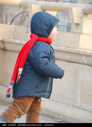 当前位置: 原创摄影图 人物摄影 儿童摄影 孩子身体侧面