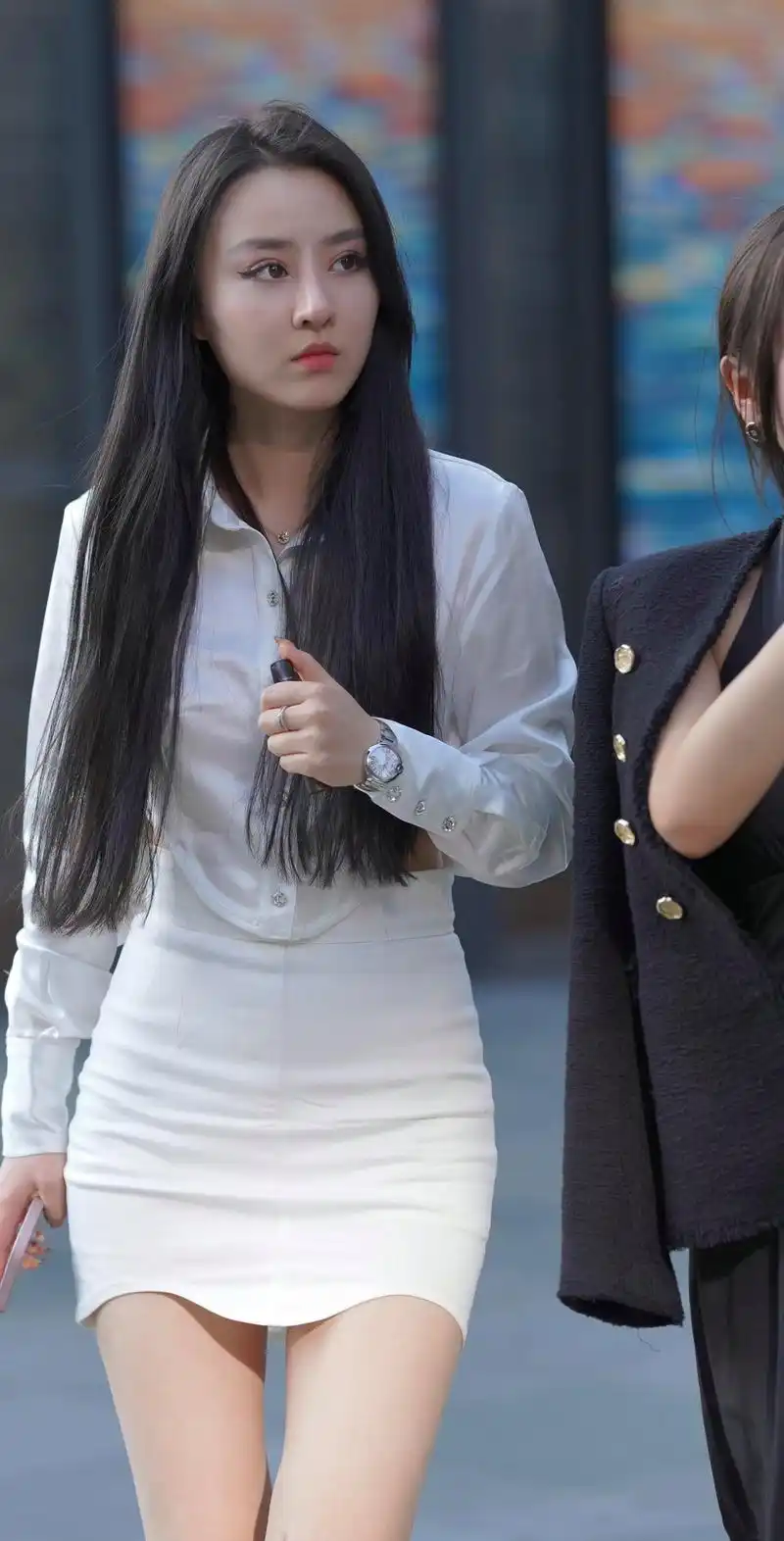 街拍 第一站成都太古里美女街拍大比拼 你最喜欢哪一城的美女
