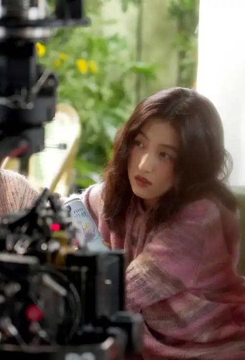 cheers～张子枫超话#rio微醺亚太区品牌代言人张子枫