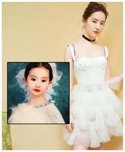 只是长大了而已,这张照片被网友评为"美貌盖章刘亦菲,哪个阶段都是