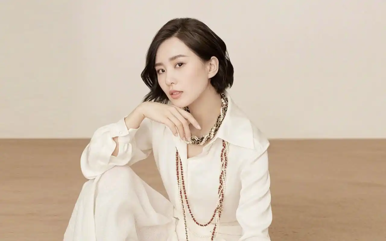 刘诗诗短发时尚魅力图片桌面壁纸