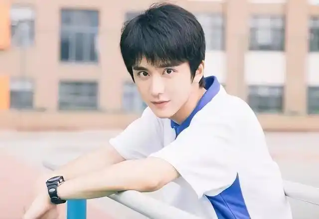 中国人气最高的男明星(中国人气最高的明星)-星座梦城