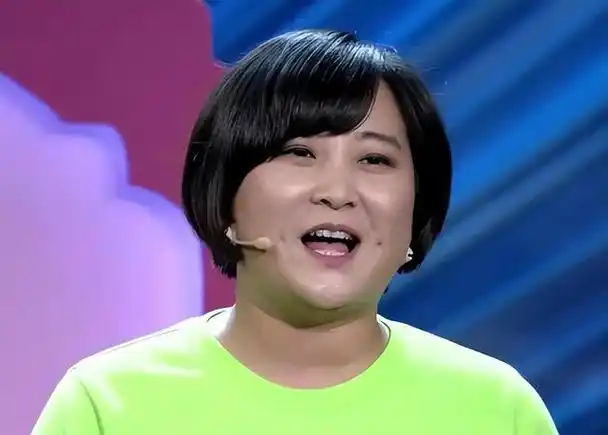 事实证明,贾玲大火后转而销声匿迹,如今她已走上人生另一条道路