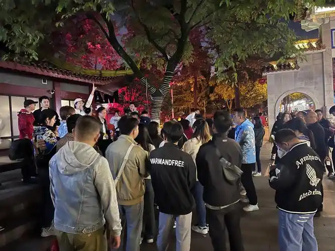 城市躲猫猫游戏火热 昆明年轻人也爱玩_昆明信息港