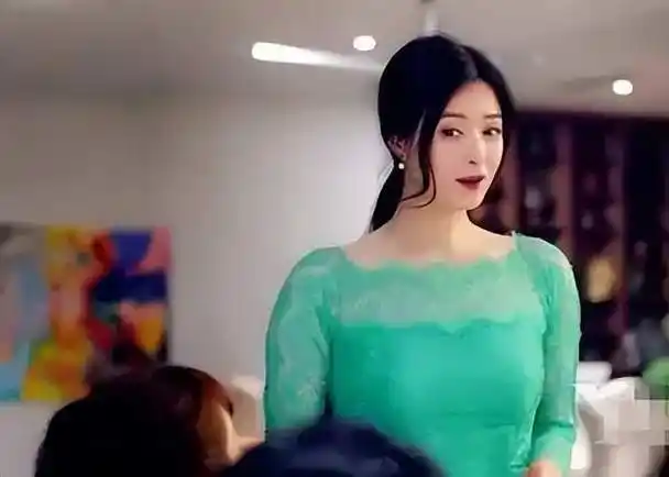 盘点那些真空上阵的女星,古力娜扎算尺度较大,还有多名不分上下