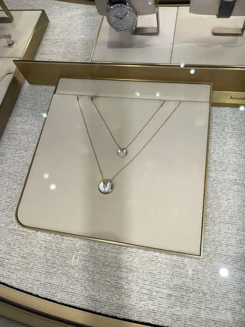 cartier卡地亚护身符项链 女神节送给自己的小礼物卡地亚护身符白贝母