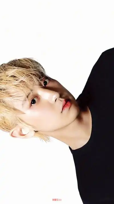 朴灿烈 cr.灿烈吧