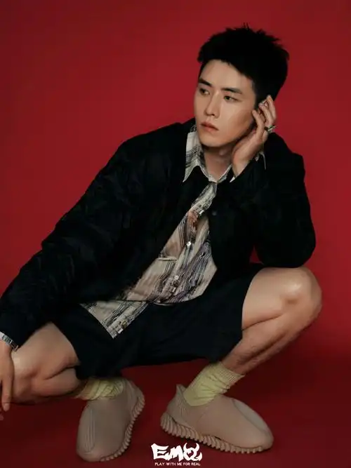 任豪poi超话#emo派#第三十四期@任豪_evol他有着少年的纯粹与热爱,有