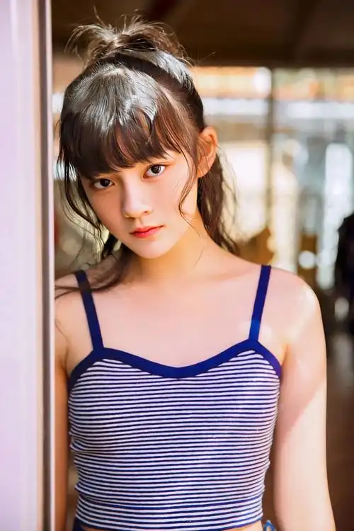 十大00后当红女星!她们肤白貌美大长腿太性感惊艳