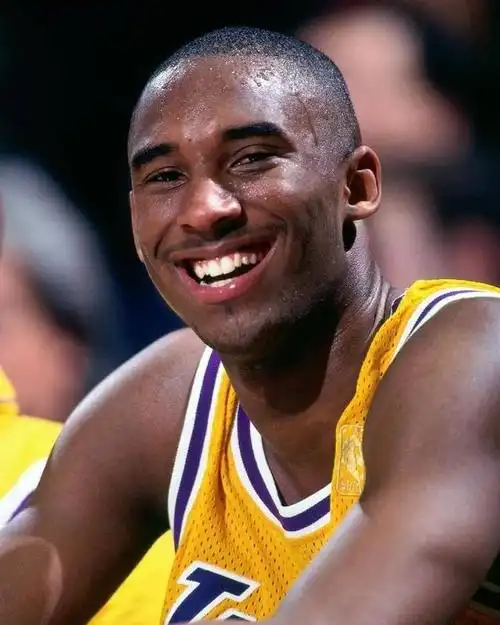 科比虽然走了,家人的行为让爱无限放大