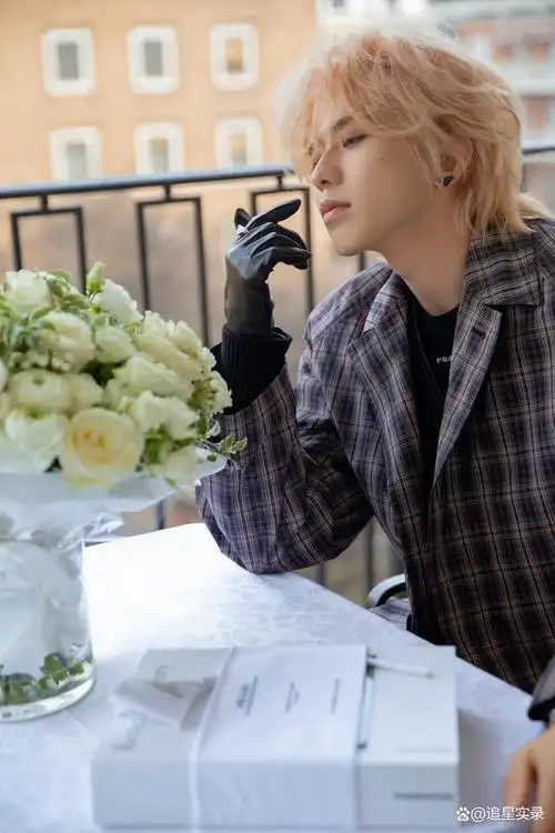 不愧是蓝血顶奢第一人蔡徐坤最新行程确认出席metgala慈善晚会