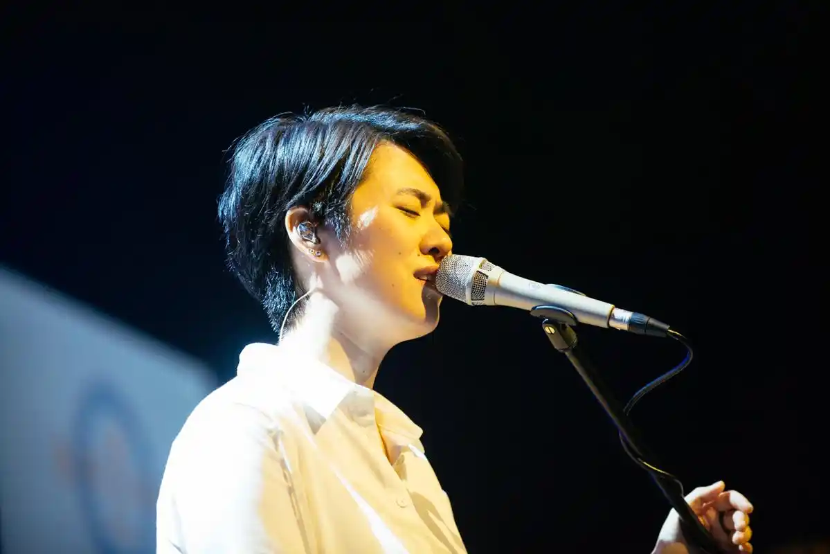 一场夏末秋初的温暖相聚yoyo岑宁儿北京专场讲述动人床边故事