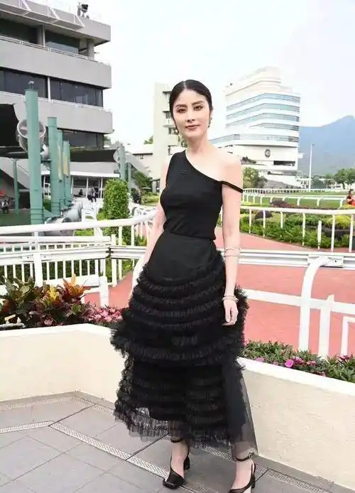 陈慧琳50岁的状态也太美好了!