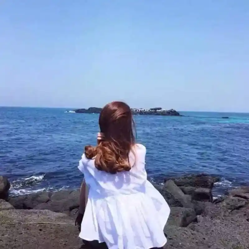 背影 女生头像 海边