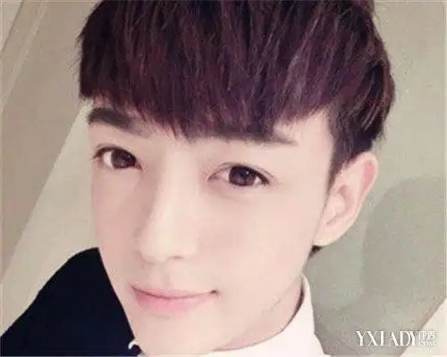 【图】爱心刘海男发型图片欣赏 4款发型教你做型男
